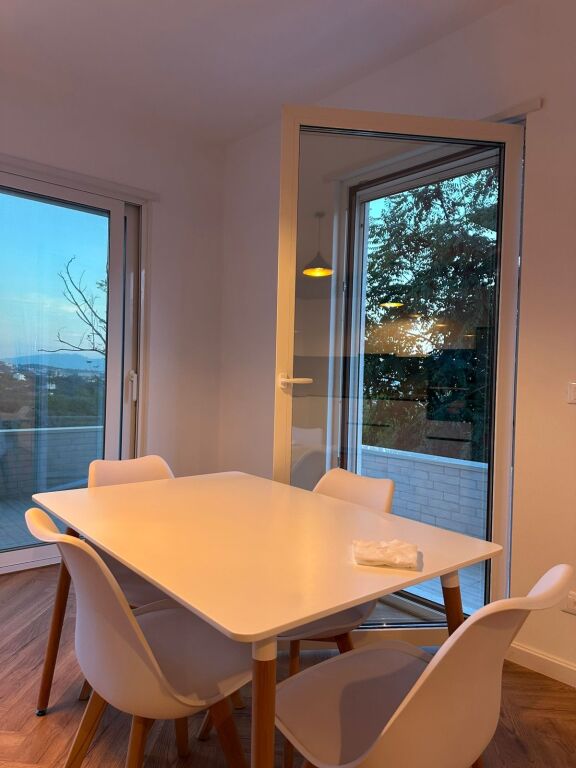 Apartament per qira 2+1+2, Tek Vilat e Arabit, Fresk