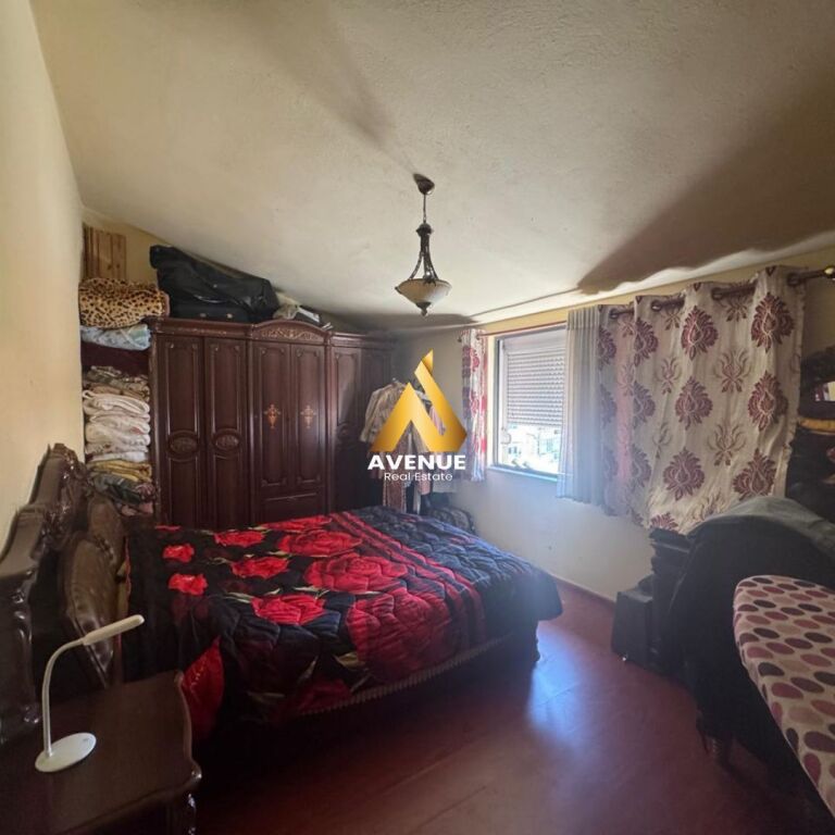 SHITET APARTAMENT 1+1 NE BLLOK, ( Mundesi per 2+1 ) TIRANE