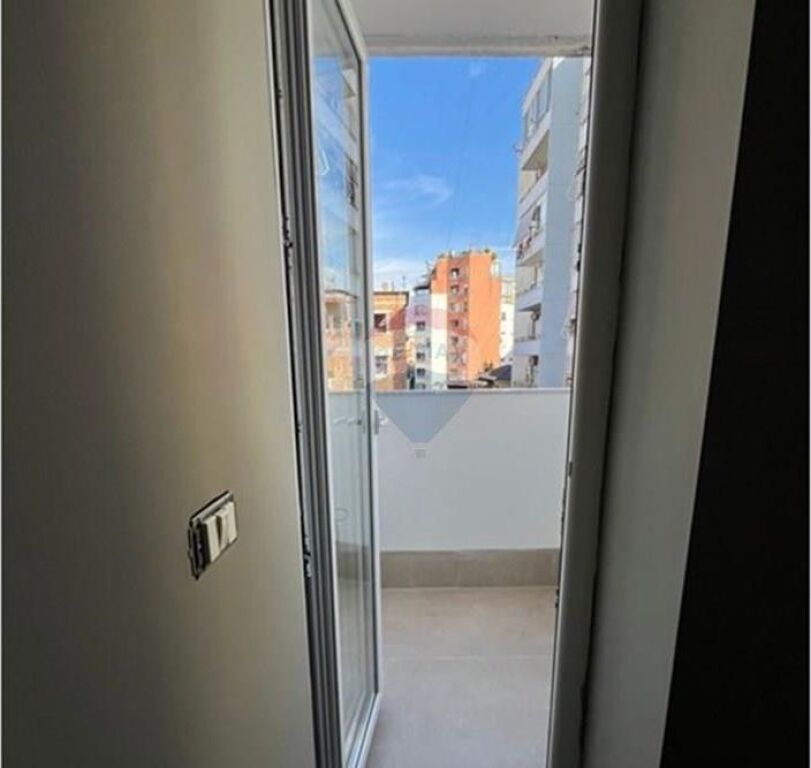 Apartament - Për Shitje - Rruga Mine Peza, Tiranë(ID: 530471003-456)