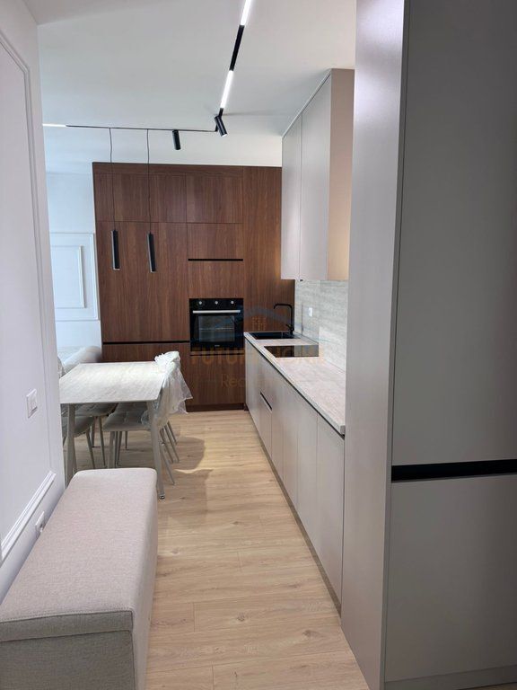 Affitto, Appartamento 1+1 nella Residenza Kadiu, Alidemi, Tirana. Empire64600