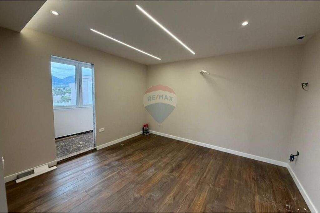 Appartamento - In Affitto - Sauk i Ri, Tirana