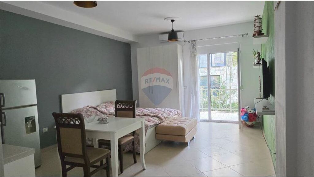 🏡 Studio for Sale near Marina Bay, Vlore