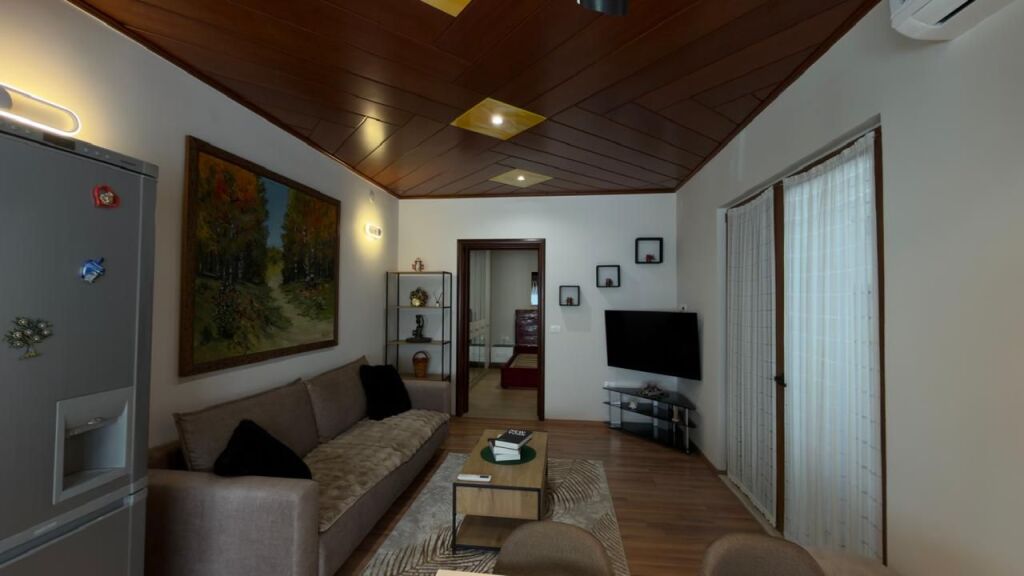 Vil  1+1 me qira Ish Parku