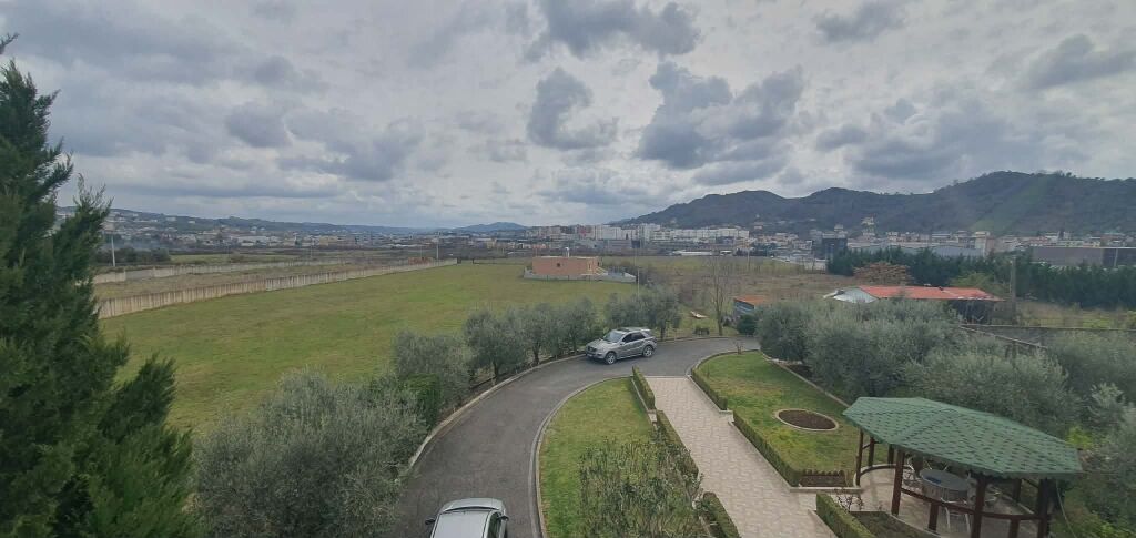 FOR SALE 3-STOREY VILLA  9830 M2 LAND, VORE