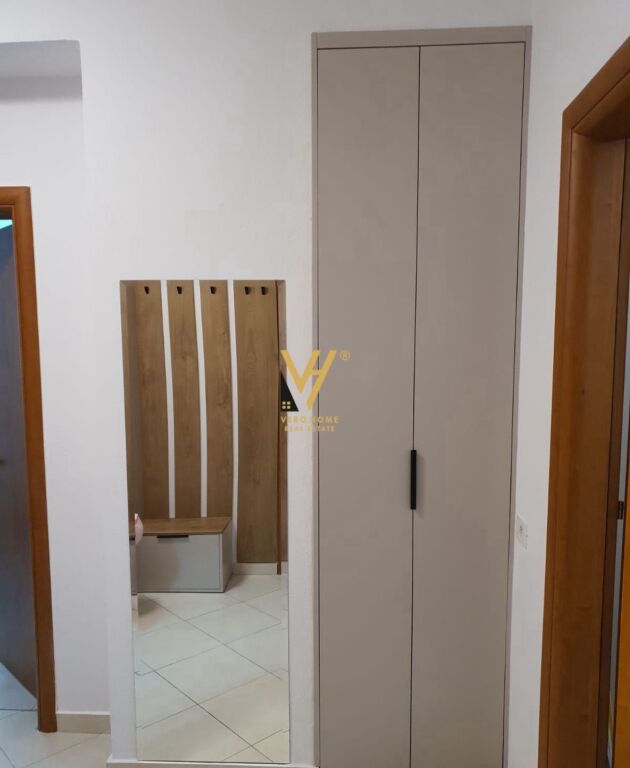 JEPET APARTAMENT 1+1+BLK ME QERA TE KODRA E DIELLIT 55.000 LEKE