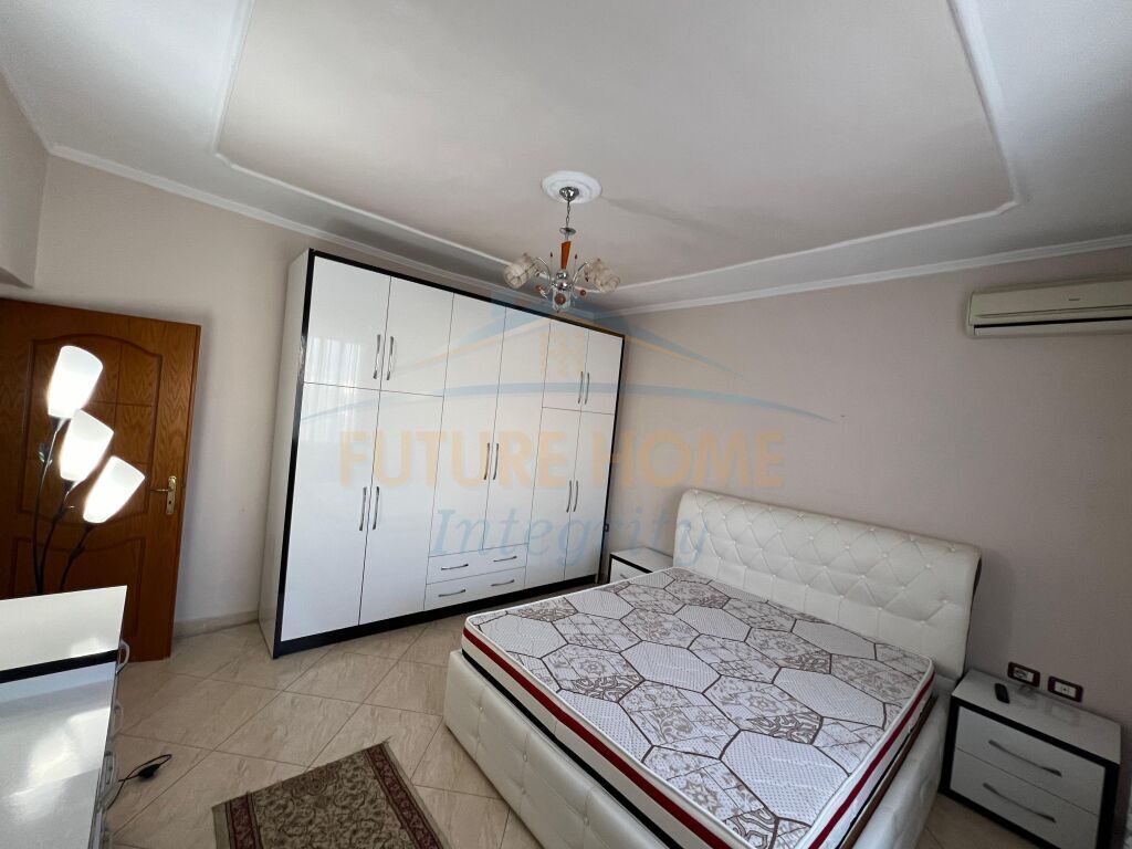 Qera, Apartament 1+1, Rruga e Dibrës, Tiranë.