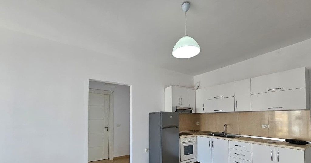 JEPET ME QIRA APARTAMENT 1+1 TE FUSHA AVIACIONIT