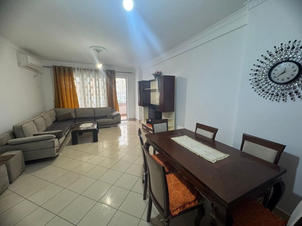 In Affitto – Appartamento 2+1 ad Astir (bar Artisti) !