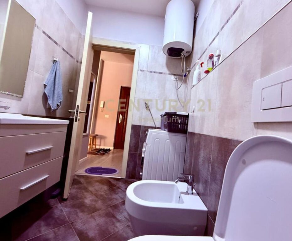 Jepet me qera apartament 1+1