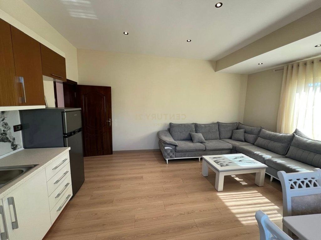 For rent 2+1 near the American villa