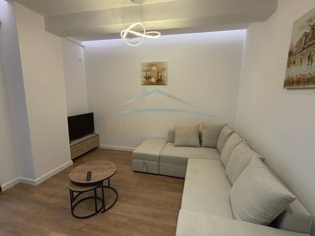 Rent, Apartment 1+1, Paris Commune