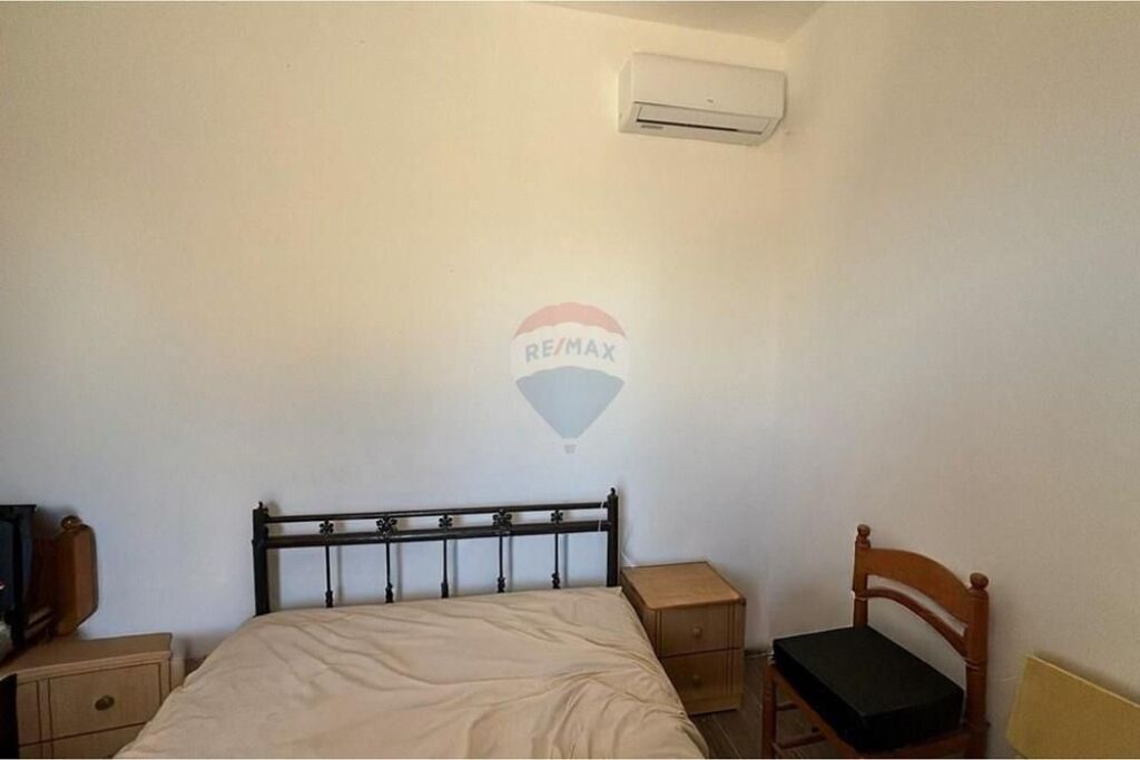 Vilë për Shitje Dhërmi, Rruga Petro Marko