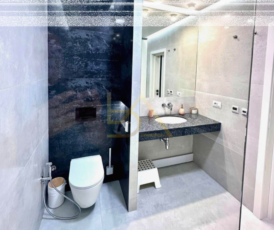 Vilë në Shitje – Sarandë