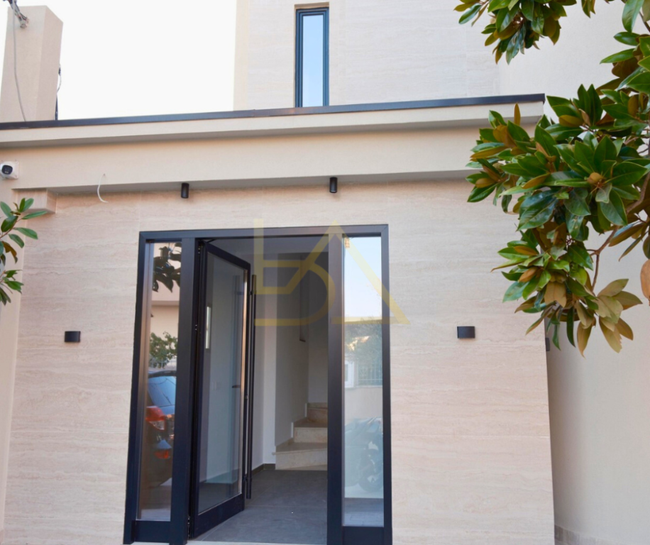 Shitet Apartament – Ksamil