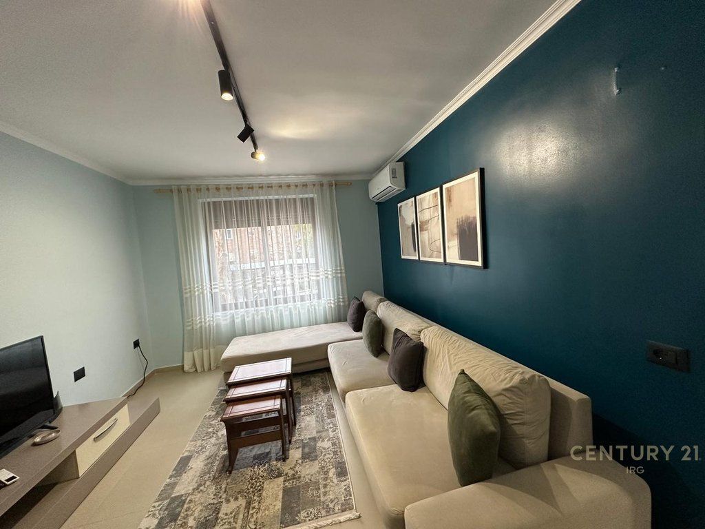 SHITET APARTAMENT PRANE LULISHTES 1 MAJI 1+1