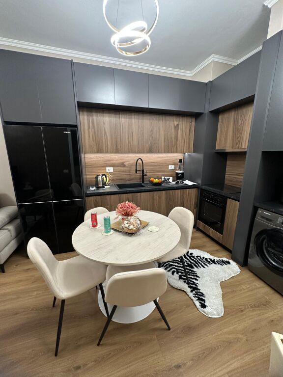 🏢 Affittasi appartamento 1+1 – Residenza Kadiu, Ali Demi