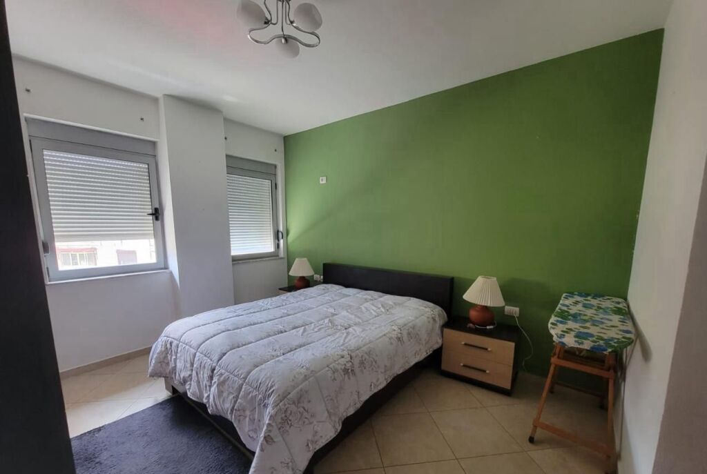 APARTAMENT ME QERA 1+1 ALI DEMI 500 EURO