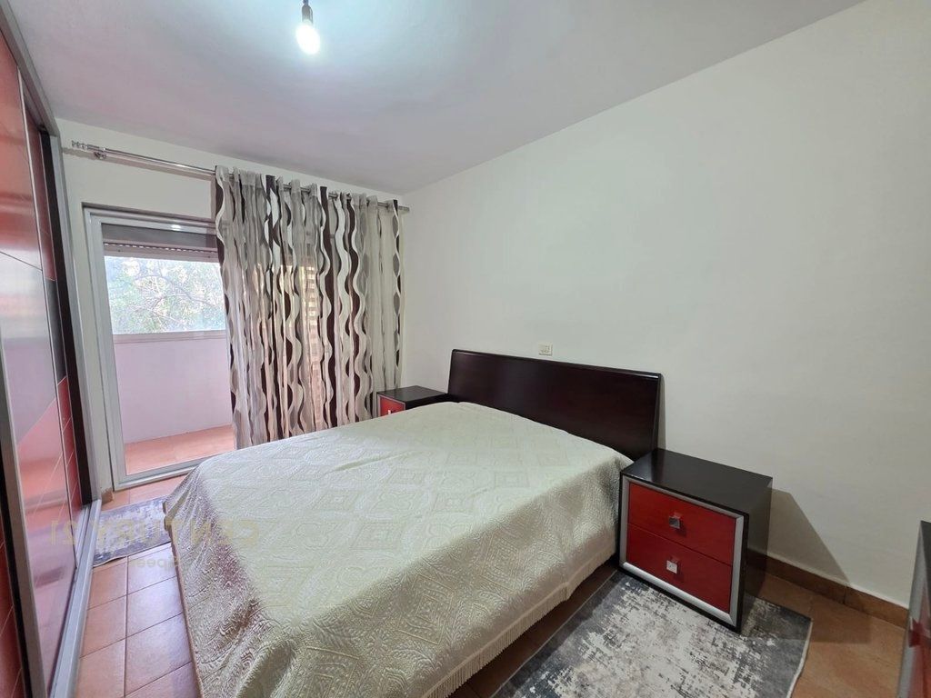 Appartamento 2+1 in affitto vicino al Mercato Nuovo!