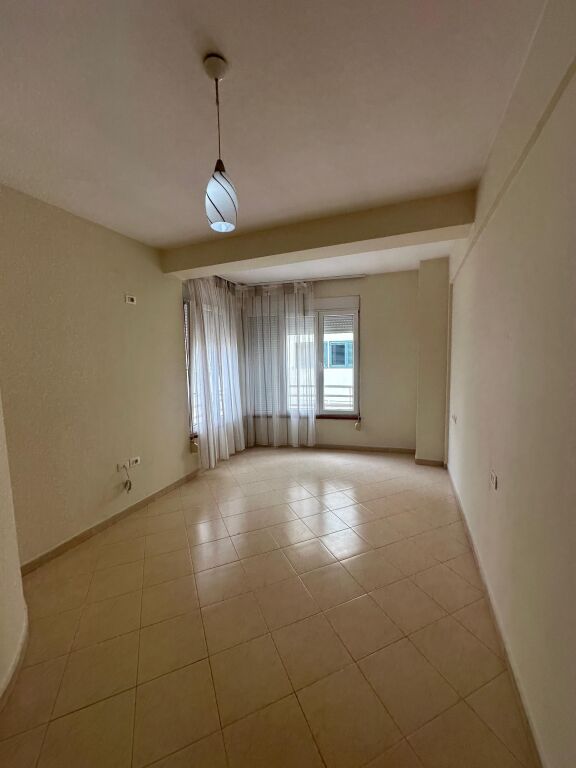 Dupleks  për Shitje – Kodra e Diellit 1 | 3+1+2 ✨