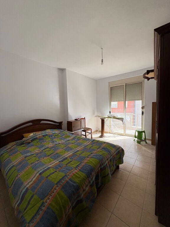 Jepet me qera 1+1 tek Bar Sorriso