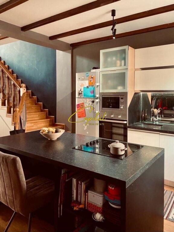 APPARTAMENTO TRIPLEX IN AFFITTO 135 M2 PALAZZO DELLE BRIGATE 1.100 EURO