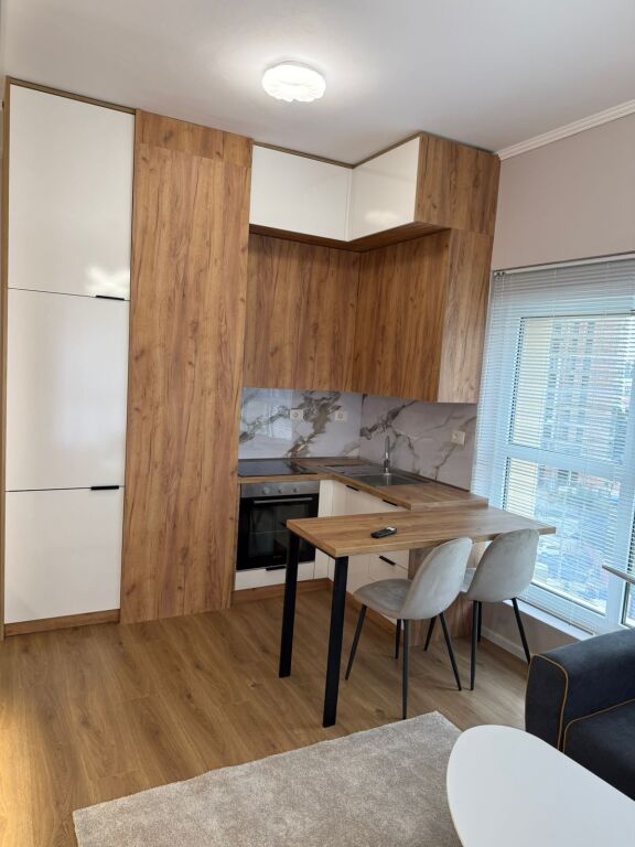 Apartament 1+1 me qera i super investuar te rezidenca Kadiu, Ali Demi!
