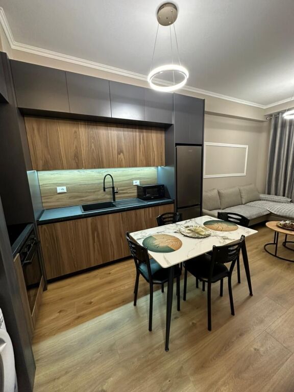 🏡 Appartamento in affitto 1+1 – Residenza Kadiu, Ali Demi
