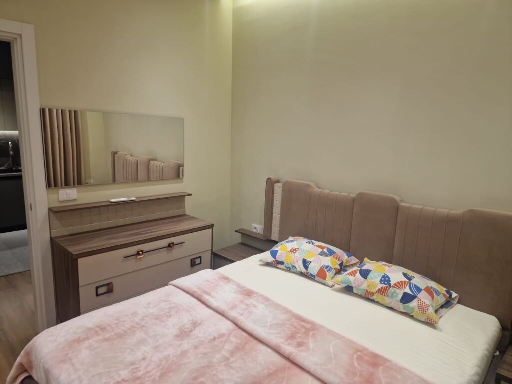 "Galeria Roma" Complex on Kavaja Street near the Center, exclusive 1+1 apartment for sale