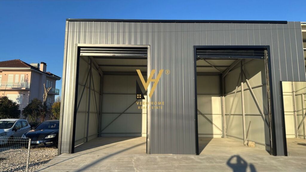 MAGAZZINO 63 M2 IN AFFITTO A RINAS 90.000 LEKE