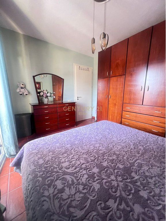 APARTAMENT 1+1 ME QIRA PRANE CONORDIT TEK RRUGA 5 MAJI