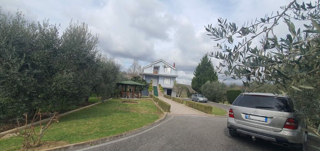 FOR SALE 3-STOREY VILLA  9830 M2 LAND, VORE