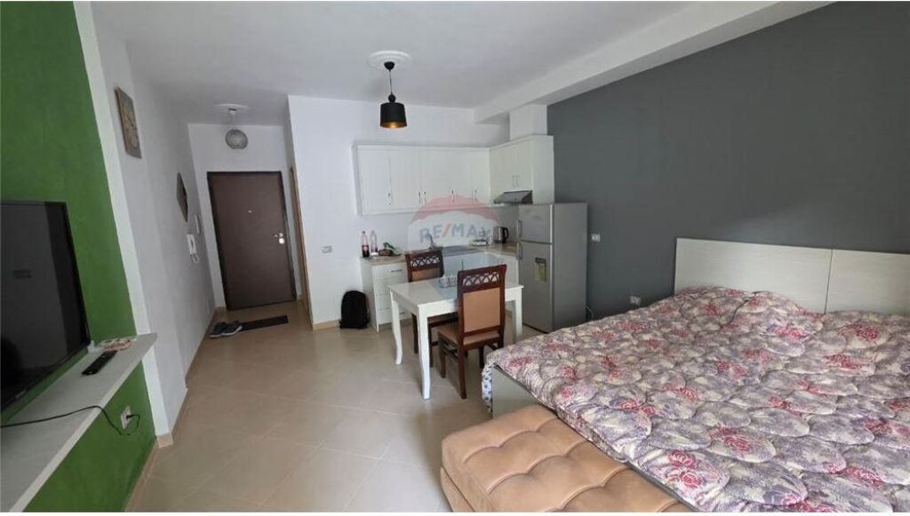 🏡 Studio for Sale near Marina Bay, Vlore