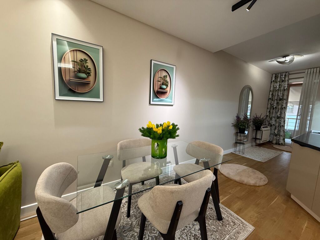 📣 QERA SUPER Apartament 1+1 me Ballkon 📍 Kopeshti Zoologjik, Tirane ✨   🏢 Ndertim i Ri  🪜 Kati 1 (Me Ashensor)  🛋️ Arreduar Me Arkitekt  ✅ I Pa Banuar Me Pare   💶 Cmimi 900 Euro