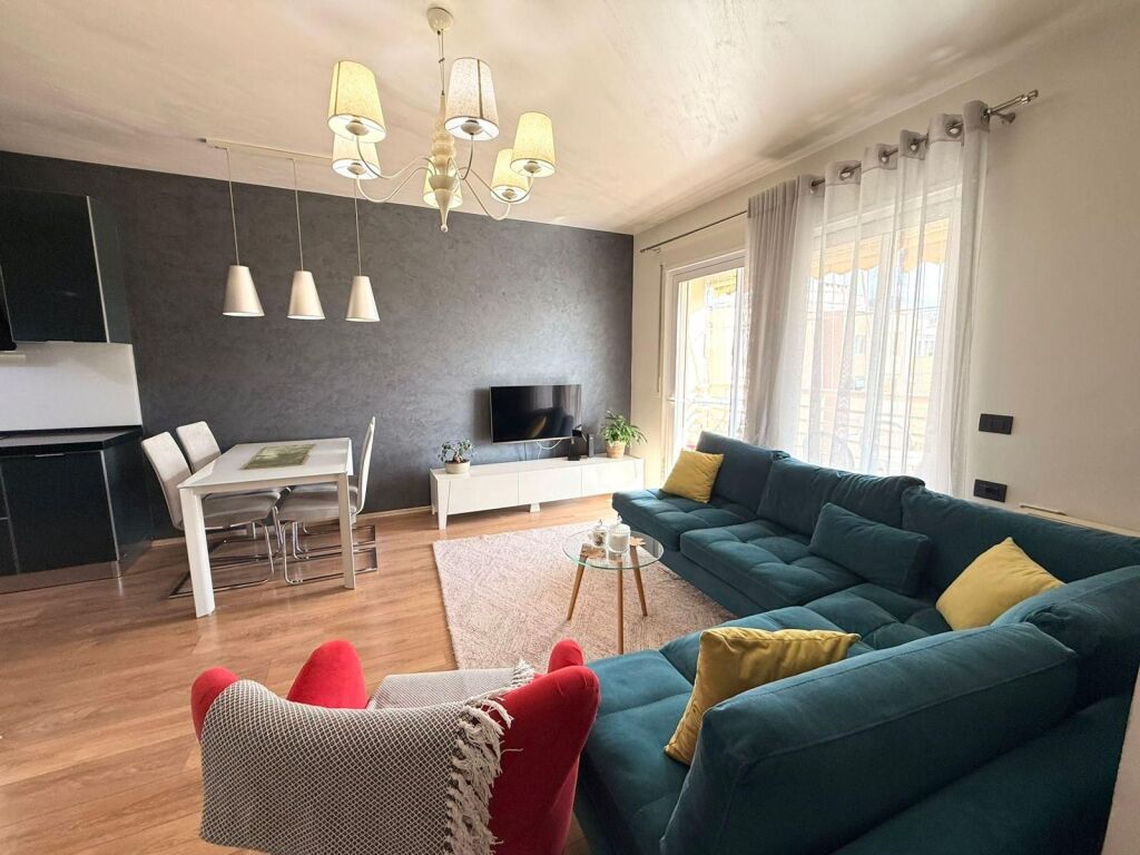 Appartamento 2+1+posto auto in vendita al complesso Panorama!