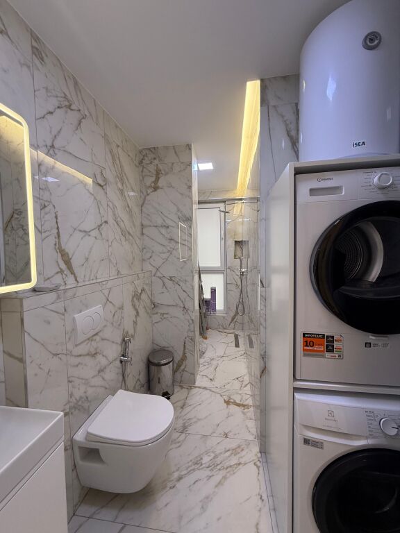 Apartment 1+1 per qira tek 21 Dhjetori