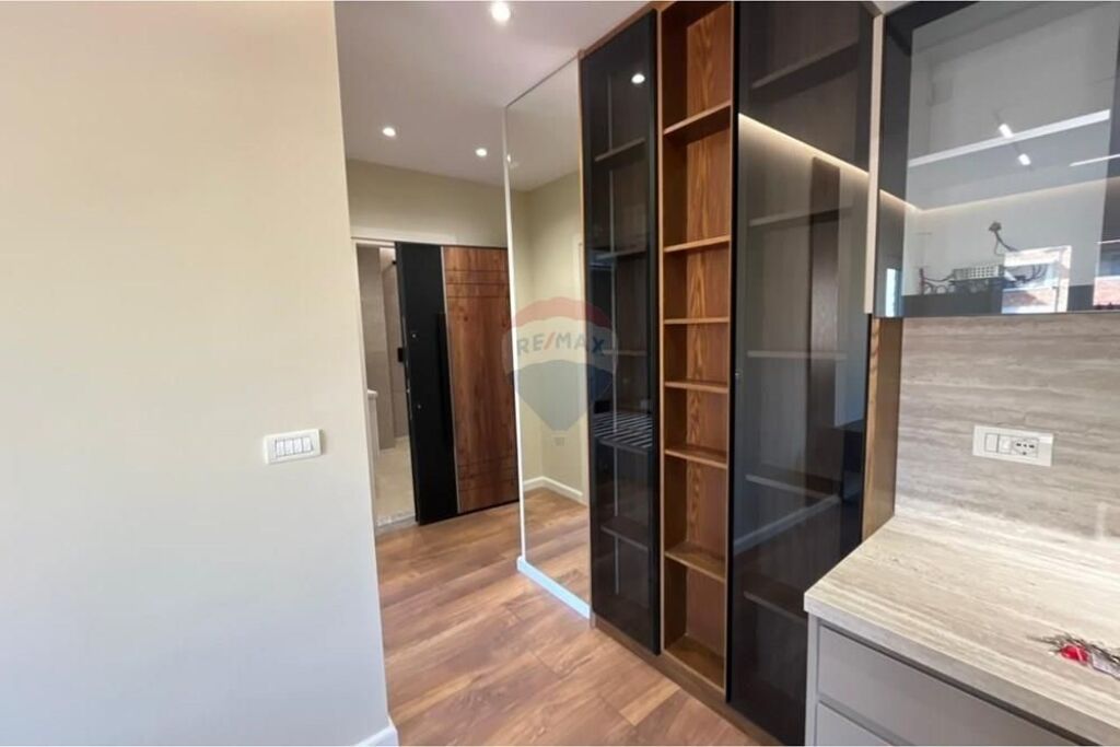 Apartament - Për Shitje - Rruga Mine Peza, Tiranë(ID: 530471015-7)