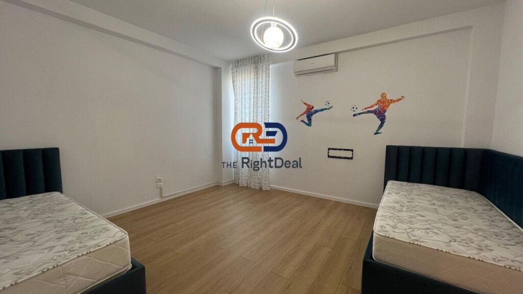 Ne Bllok, Jepet Me Qira Apartament 2+1+2 I Investuar Me Super Pamje!!!