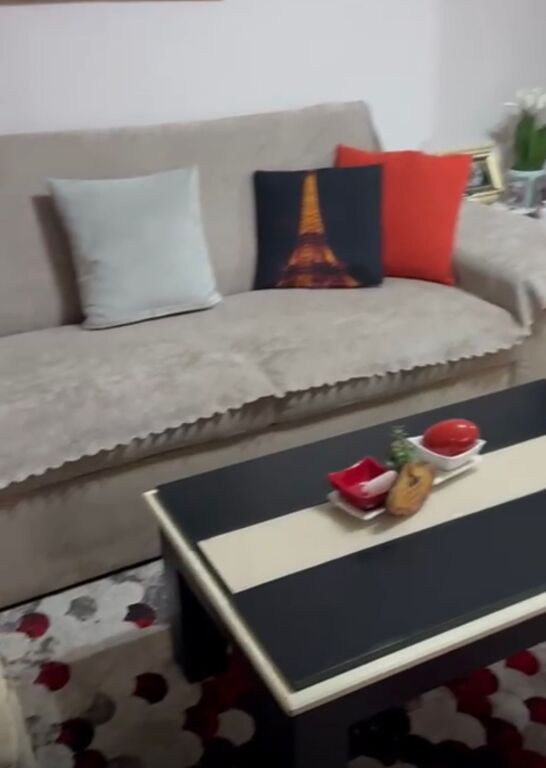 Vendesi in vendita appartamento 2+1 in via Sami Frasheri