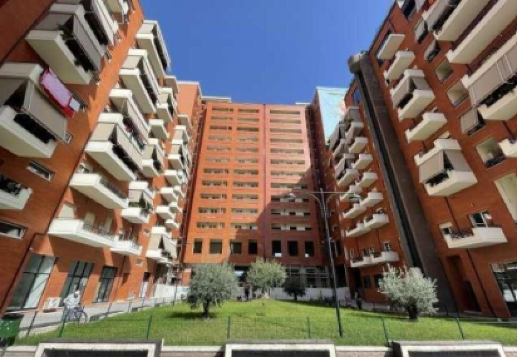 🏡 Jepet me Qira Apartament 2+1 tek Golden Park 3   