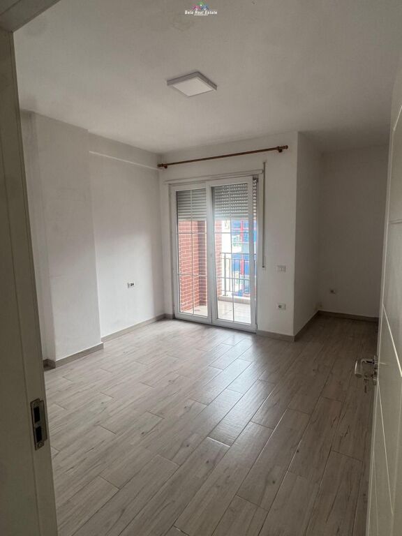 Appartamento In Affitto 1+1 Vicino 5 Maji ( ID B2101522) Tirana