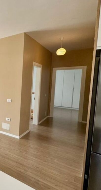 Shitet apartament modern 2+1+2