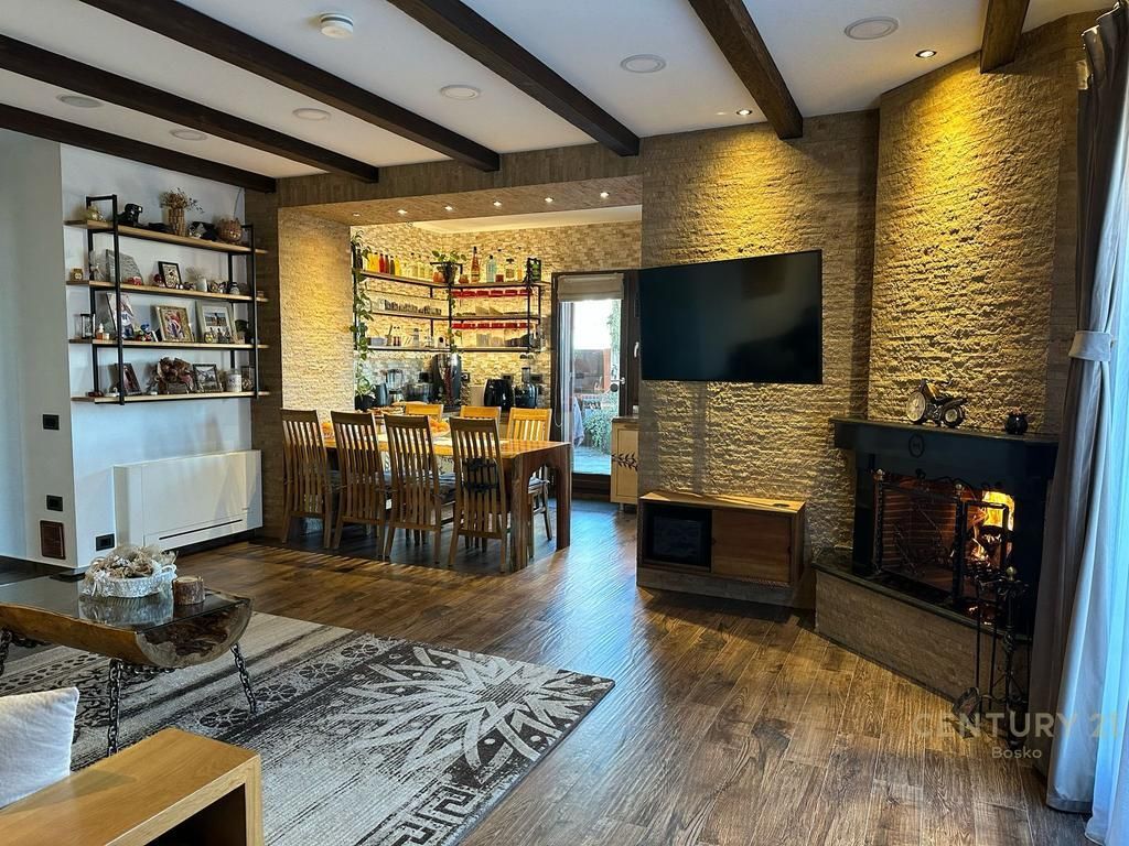 JEPET ME QERA PENTHOUSE NE YZBERISH