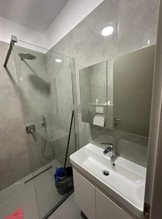 Ulet cmimi! Apartament per qira 2+1+2, Tek Vilat e Arabit, Fresk