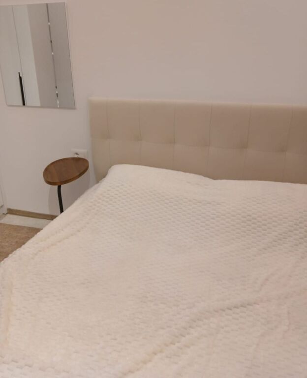 Jepet me qera Apartament 1+1 , Astir prane bar Strasburg 400 mije leke