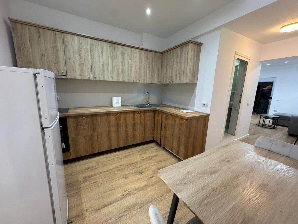 Rent, Apartment 1+1, Myslym Shyr, Tirana. Empire64606