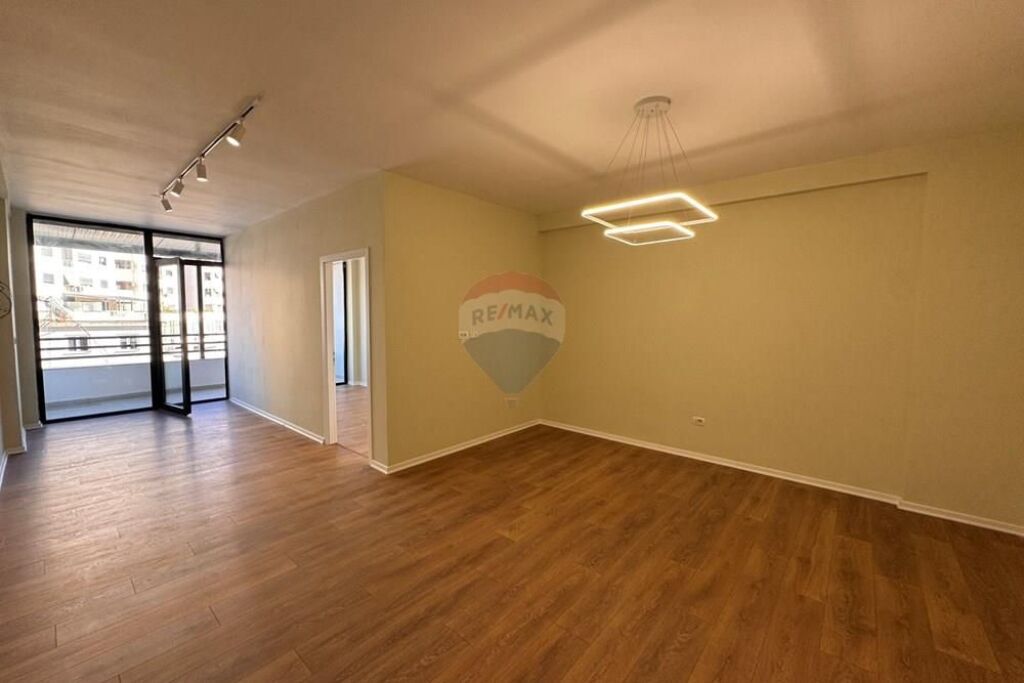 Apartament 2+1 për Shitje – Rruga Teodor Keko, Tiranë