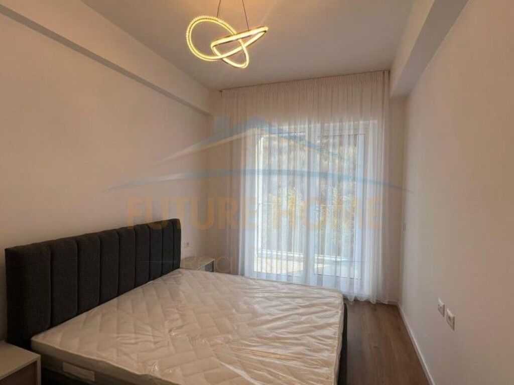 Shitet, Apartament 1+1, OXA, Fresku, Tirane.