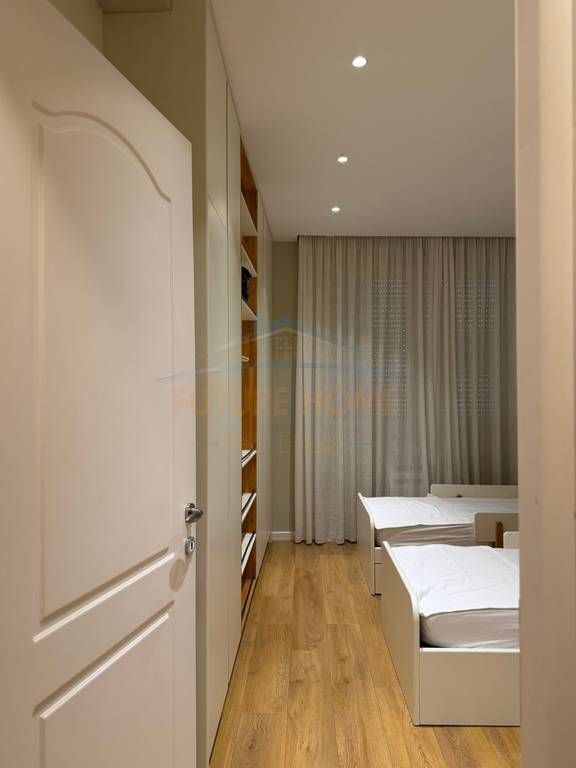 Shitje, Apartament 2+1+2, Qender, Tirane