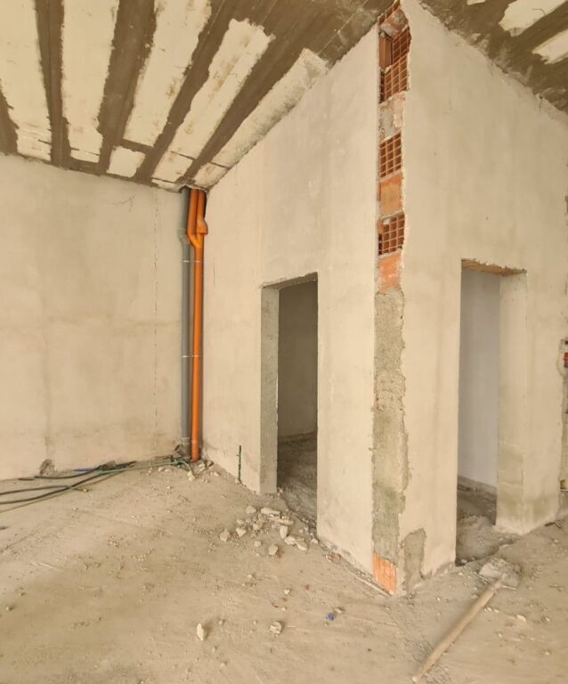 Locale in vendita – Lago Secco, Via degli Ulivi