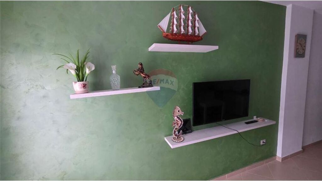 🏡 Studio for Sale near Marina Bay, Vlore